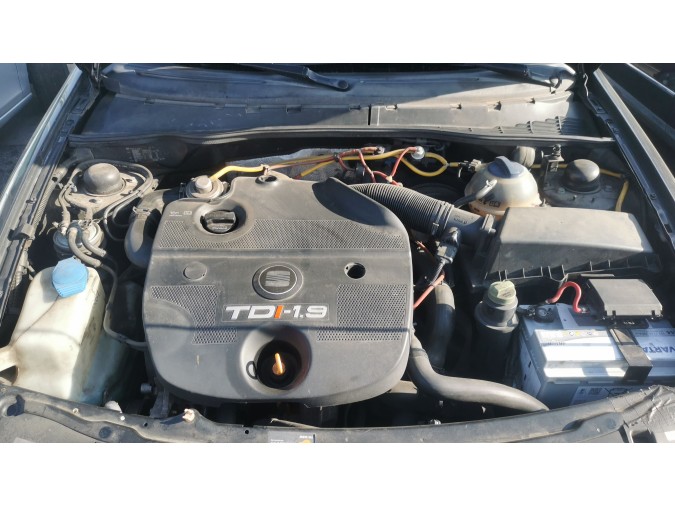 ALETA DELANTERA DERECHA SEAT CORDOBA 2000