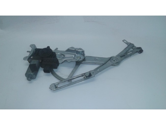 ELEVALUNAS DELANTERO DERECHO OPEL ASTRA 1999