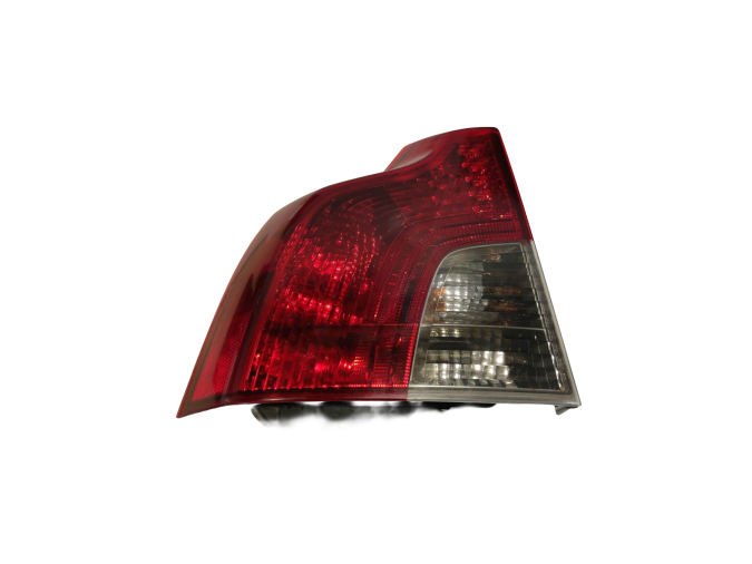 PILOTO TRASERO IZQUIERDO  VOLVO S40 2007