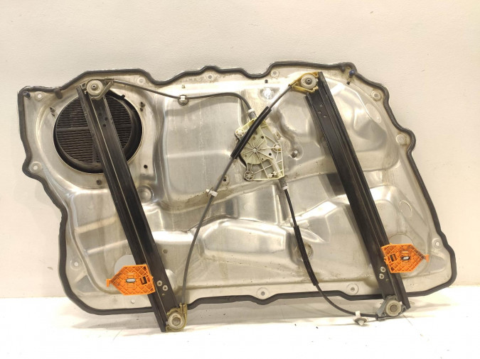 ELEVALUNAS DELANTERO DERECHO AUDI A8 2004