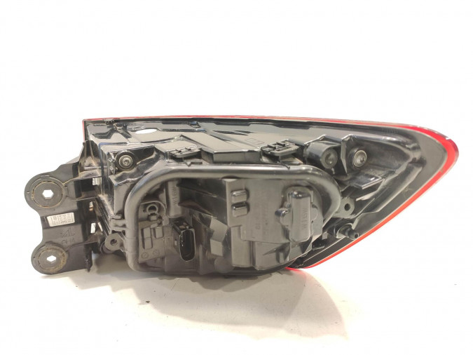 PILOTO TRASERO IZQUIERDO AUDI A4 2019