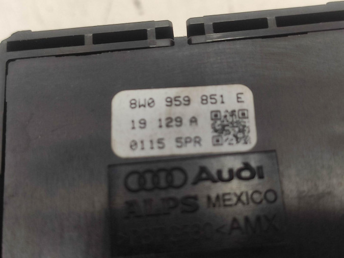 MANDO ELEVALUNAS DELANTERO IZQUIERDO AUDI A4 2019