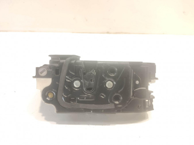 CERRADURA PUERTA TRASERA IZQUIERDA VOLKSWAGEN GOLF 2010
