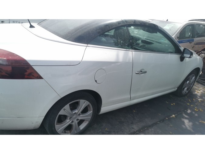 SOPORTE FARO DERECHO RENAULT MÉGANE 2011