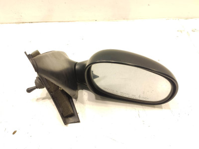 Retrovisor Derecho DAEWOO LANOS NEGRO SIN PINTAR 1999