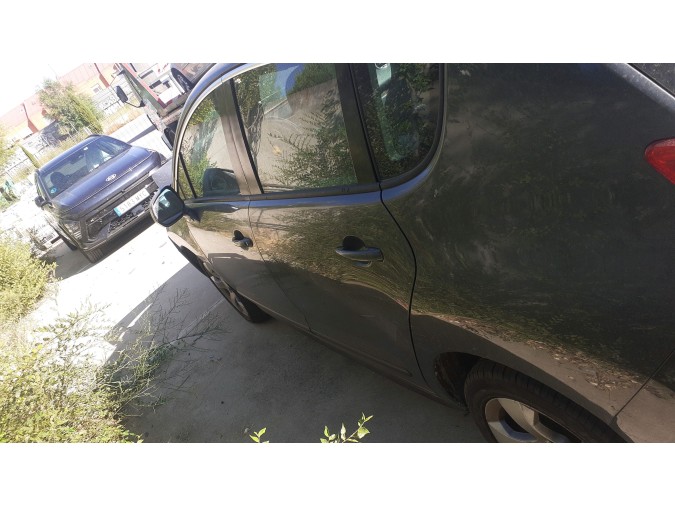 PARAGOLPES TRASERO PEUGEOT 3008 VTI 2012