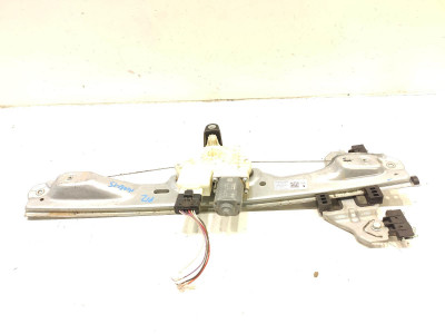 ELEVALUNAS DELANTERO DERECHO NISSAN QASHQAI 2020