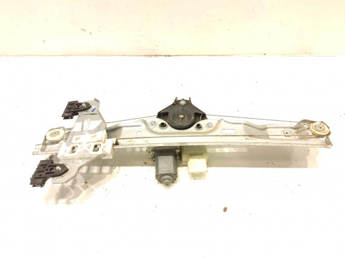 ELEVALUNAS TRASERO DERECHO NISSAN QASHQAI 2020