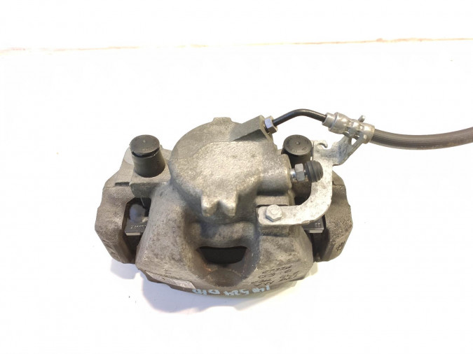 PINZA DELANTERA DERECHA AUDI A4 2019