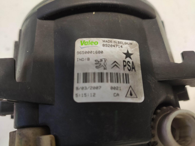 FARO ANTINIEBLA DELANTERO PEUGEOT 607 2008