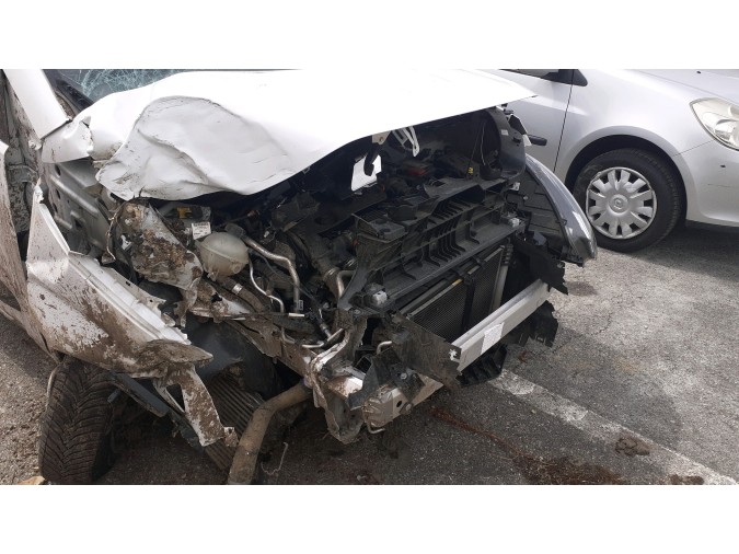 Consola central CITROEN BERLINGO 2019