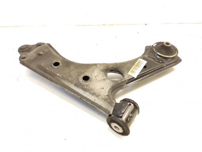 TRAPECIO INFERIOR DELANTERO IZQUIERDO OPEL CORSA 2018