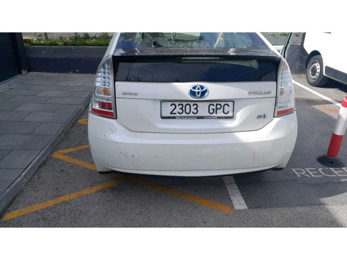 PILOTO TRASERO CENTRAL TOYOTA PRIUS 2009