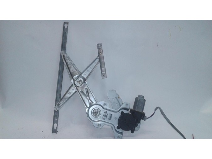 ELEVALUNAS TRASERO DERECHO MG ZS 2004