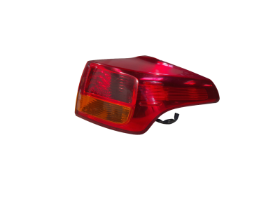 PILOTO TRASERO DERECHO EXTERIOR TOYOTA RAV4 2015