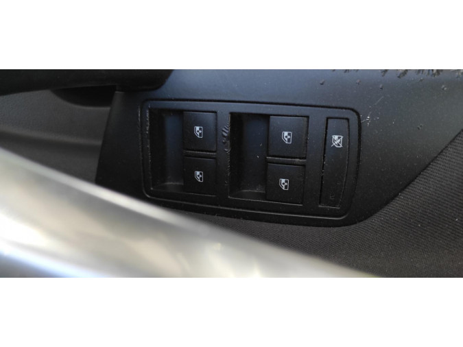 MANDO ELEVALUNAS DELANTERO IZQUIERDO OPEL INSIGNIA 2009