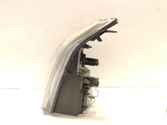 FARO DELANTERO DERECHO FORD TRANSIT 2006