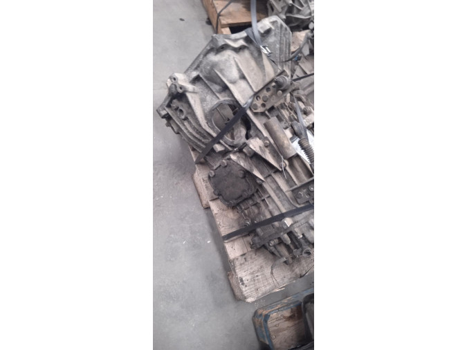 CAJA CAMBIOS IVECO DAILY 2004