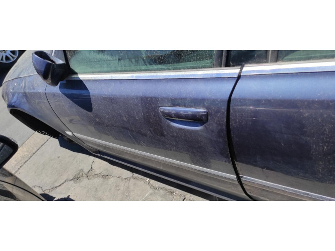 PUERTA DELANTERA IZQUIERDA AUDI A8 2005