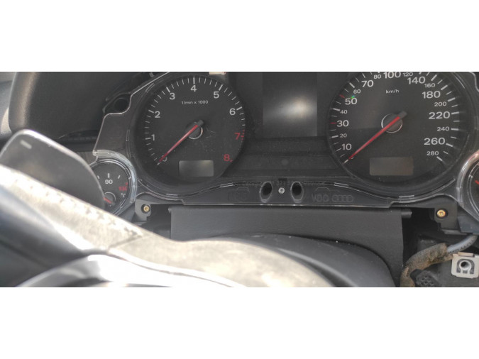 CUADRO INSTRUMENTOS AUDI A8 2005