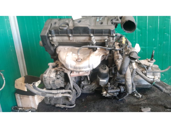 Motor PEUGEOT 307 2001