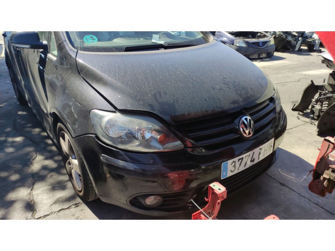 BANDEJA TRASERA VOLKSWAGEN GOLF 2006