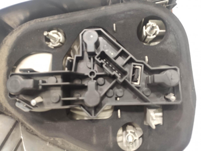 PILOTO TRASERO DERECHO BMW SERIE 1 2006