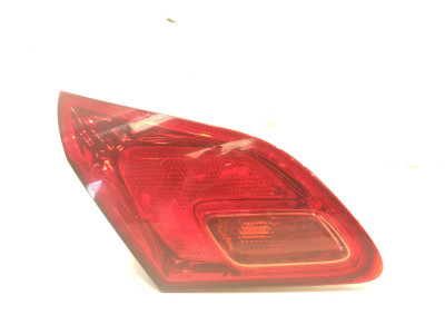 PILOTO TRASERO IZQUIERDO OPEL ASTRA 2011