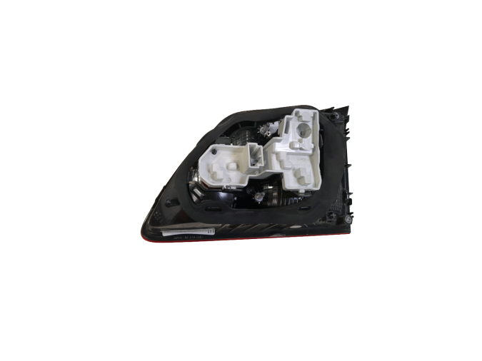 PILOTO TRASERO DERECHO INTERIOR VOLKSWAGEN GOLF SPORTSVAN 2015