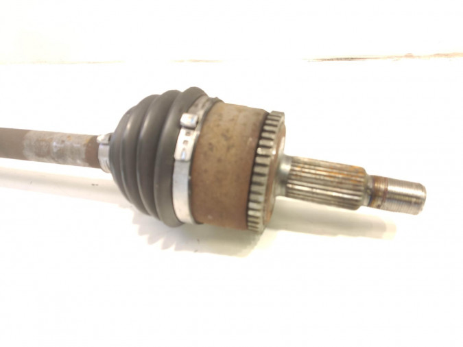 TRANSMISION DELANTERA DERECHA KIA RIO 2010