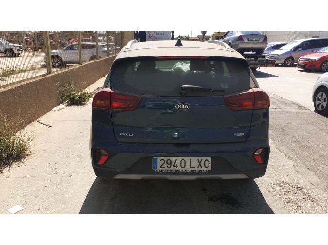 GUARNECIDO LATERAL DER KIA NIRO 2022