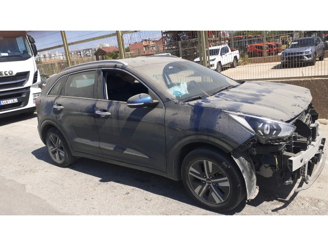 GUARNECIDO LATERAL IZQ KIA NIRO 2022