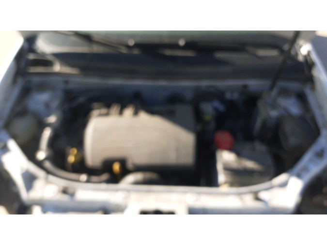 CAPOT DACIA LOGAN BLANCO 2015