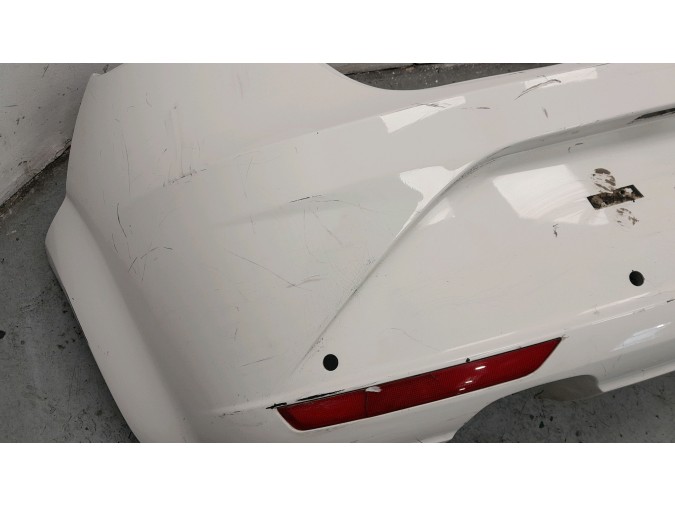 PARAGOLPES TRASERO SEAT LEON BLANCO 2011