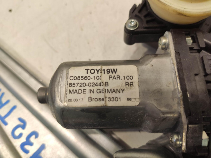 ELEVALUNAS TRASERO DERECHO TOYOTA AURIS 2019
