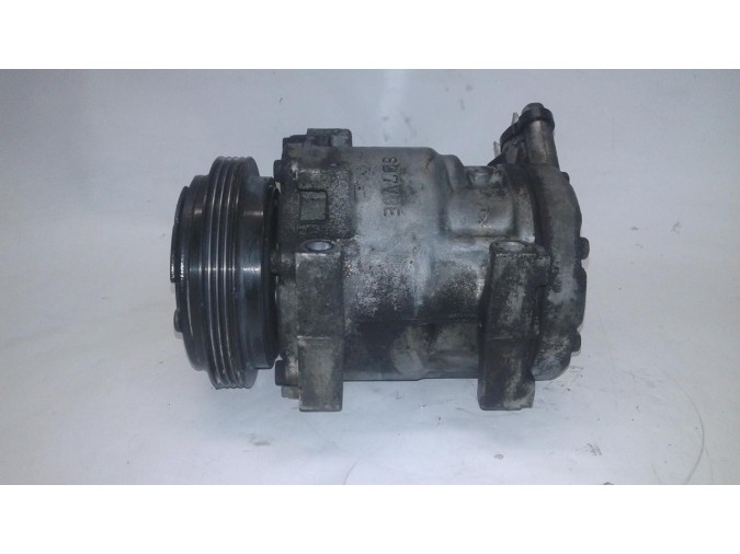 COMPRESOR AIRE ACONDICIONADO RENAULT CLIO 1999
