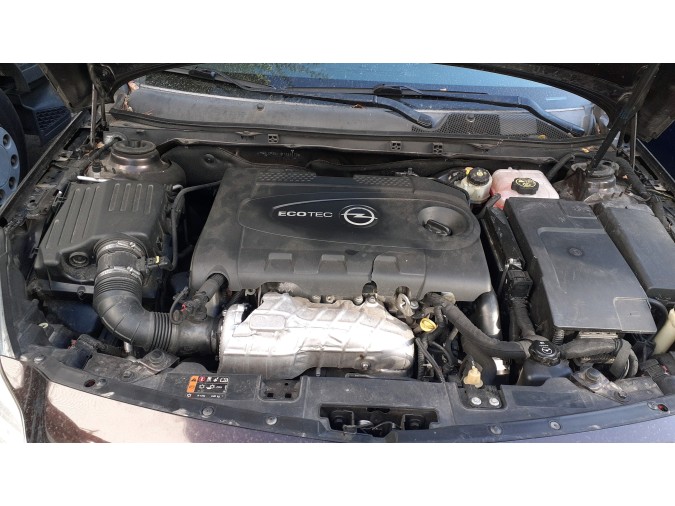 Cinturón de seguridad trasero central OPEL INSIGNIA 2011