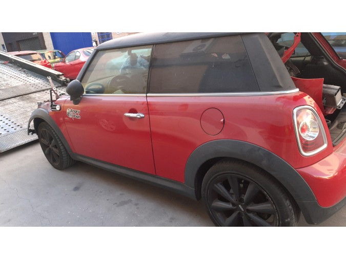 PILOTO TRASERO CENTRAL MINI ONE D 2013