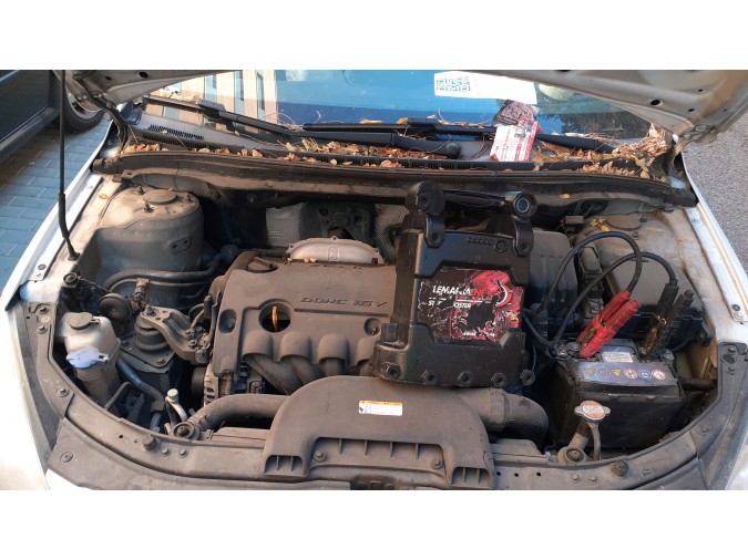 MANDO ELEVALUNAS DELANTERO DERECHO HYUNDAI I30 2009