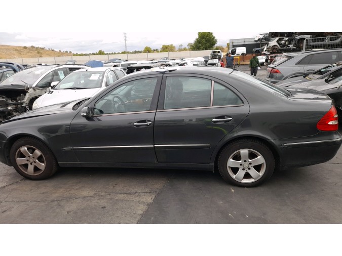 MANDO ELEVALUNAS DELANTERO DERECHO MERCEDES E 270 CDI 2003