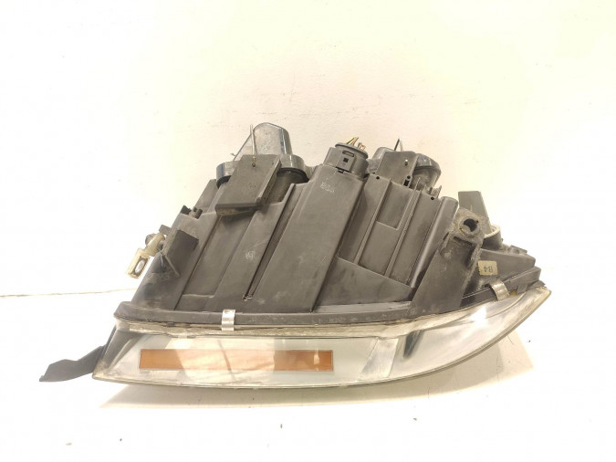 FARO DELANTERO DERECHO FIAT GRANDE PUNTO 2001