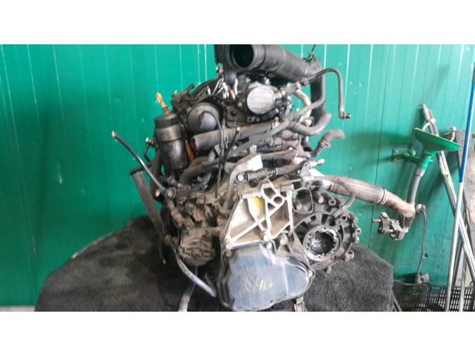 MOTOR CON ACCESORIOS Y CAJA DE CAMBIOS SEAT TOLEDO 2000