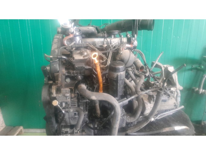 MOTOR CON ACCESORIOS Y CAJA DE CAMBIOS SEAT TOLEDO 2000