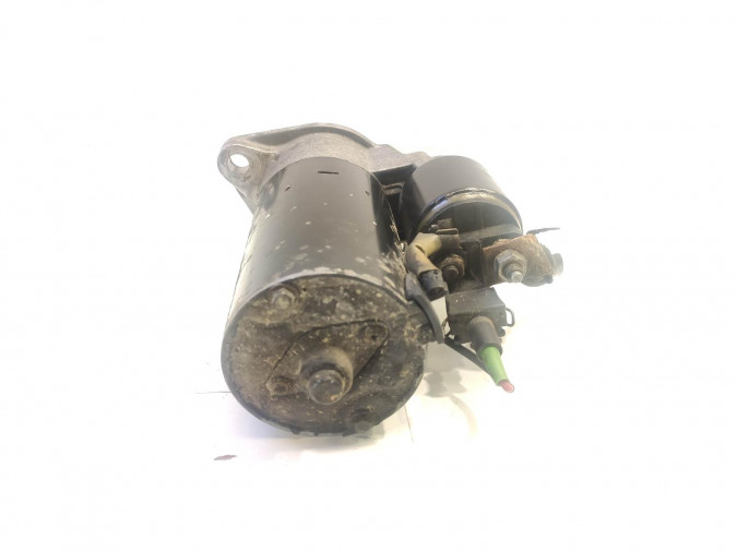 Motor Arranque color Negro VOLKSWAGEN GOLF 2002