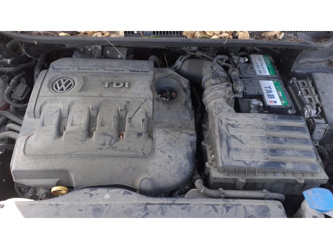 TUBO ESC.DL./CAT.REP VOLKSWAGEN TOURAN 2015
