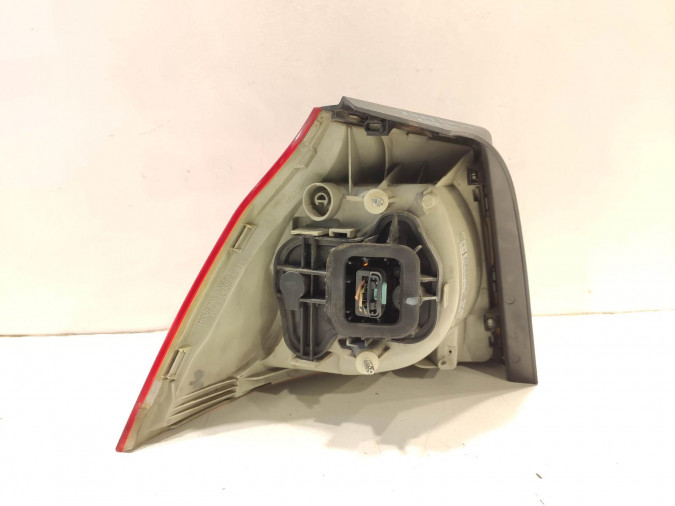 PILOTO TRASERO DERECHO OPEL CORSA 2008