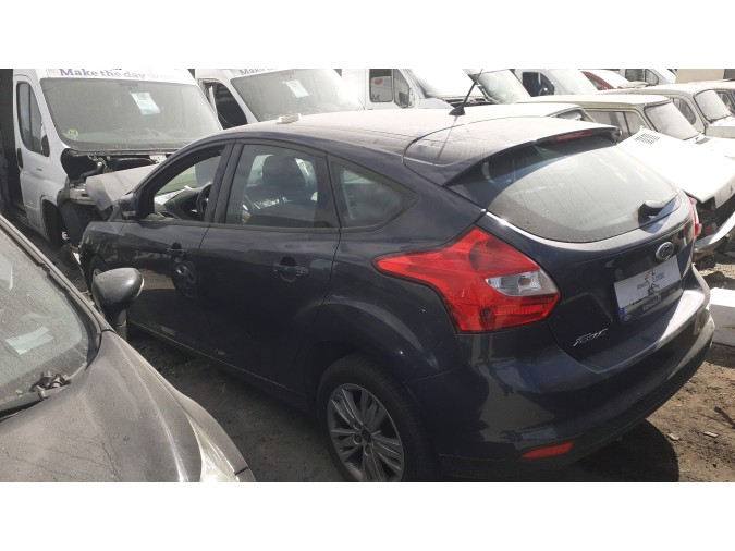 RESPALDO TR.D. FORD FOCUS 2013