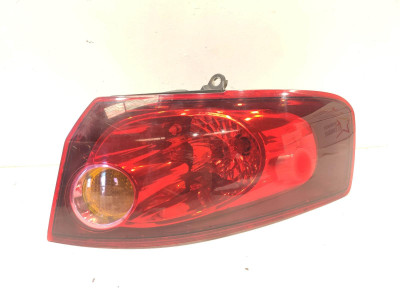 PILOTO TRASERO DERECHO FIAT CROMA 2005