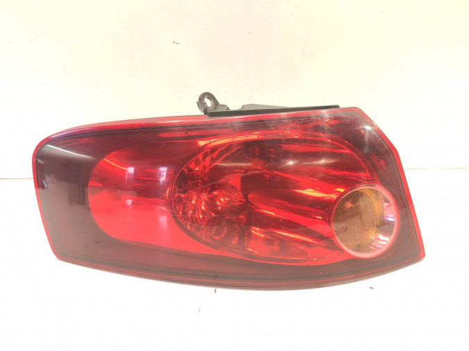 PILOTO TRASERO IZQUIERDO FIAT CROMA 2005