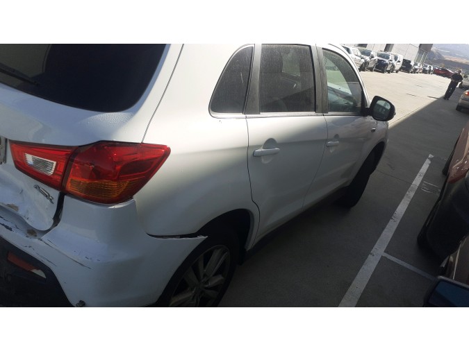 VARIOS MITSUBISHI ASX 2012